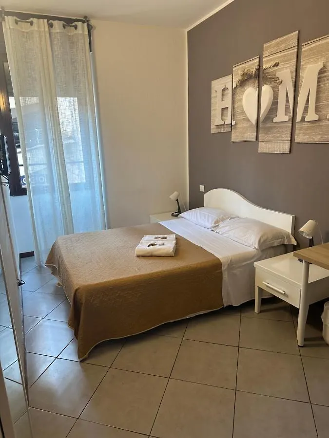 Guest House Brianza Room ميلان