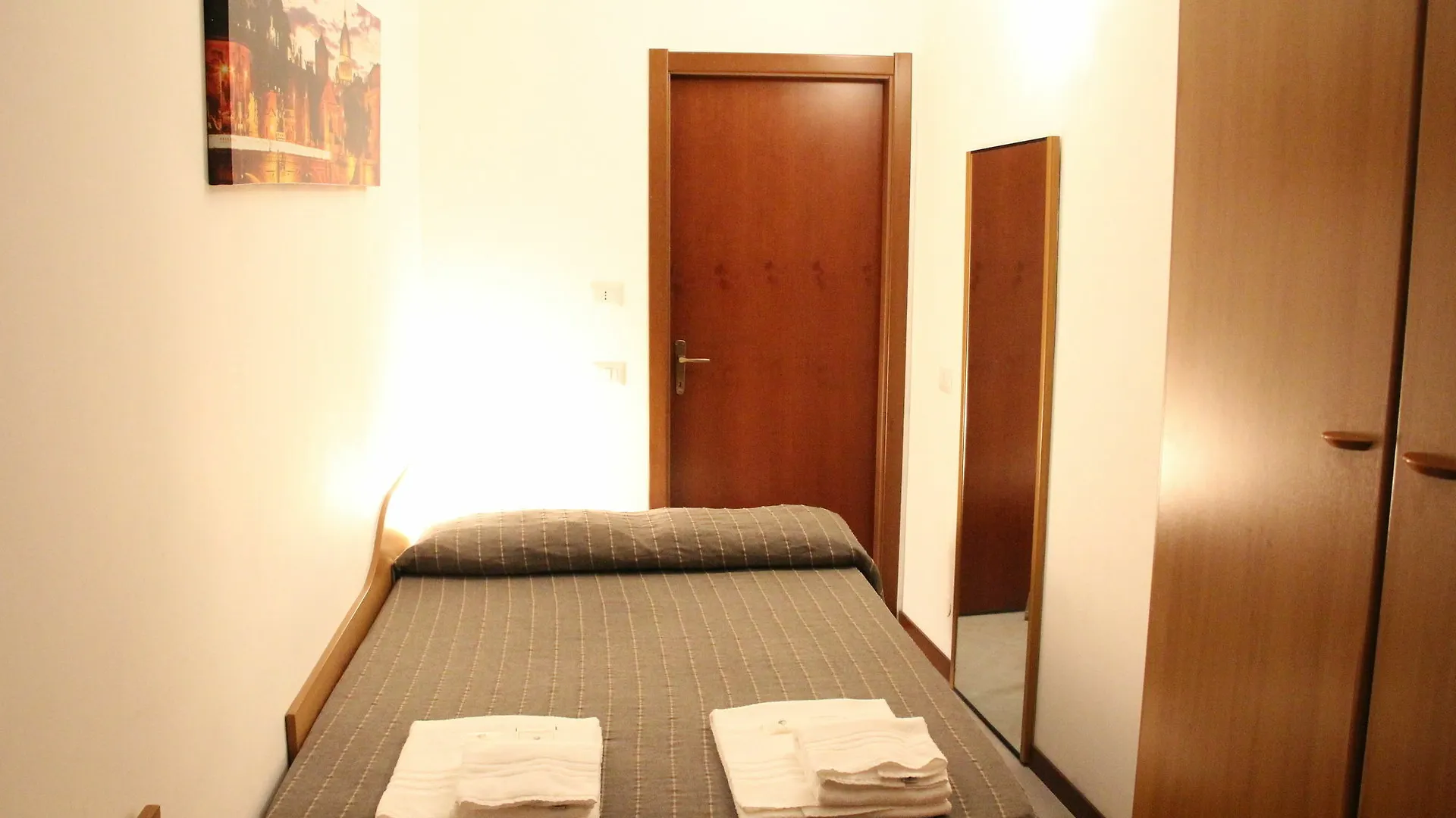 Guest House Brianza Room ميلان إيطاليا