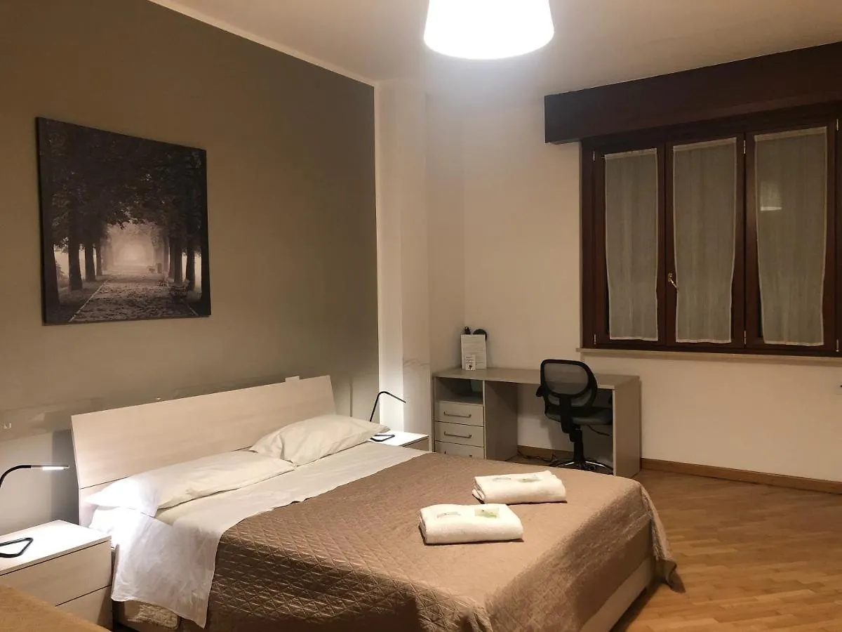 Guest House Brianza Room Milan