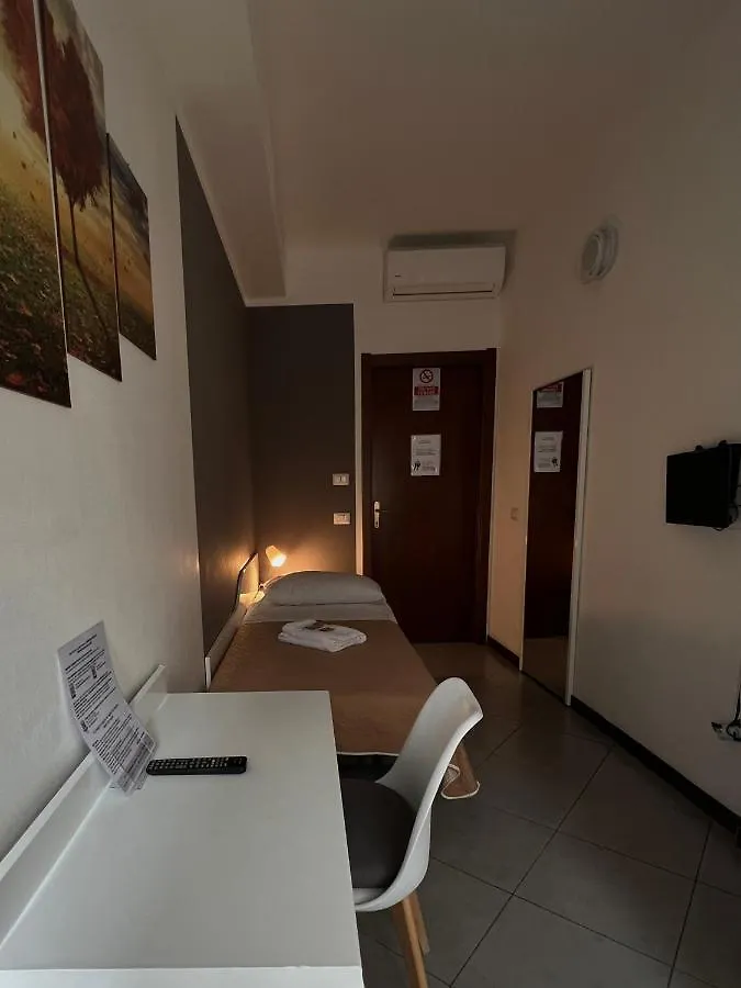 Guest House Brianza Room Milan
